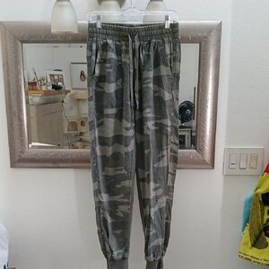 Splendid Khaki Green Camo Joggers